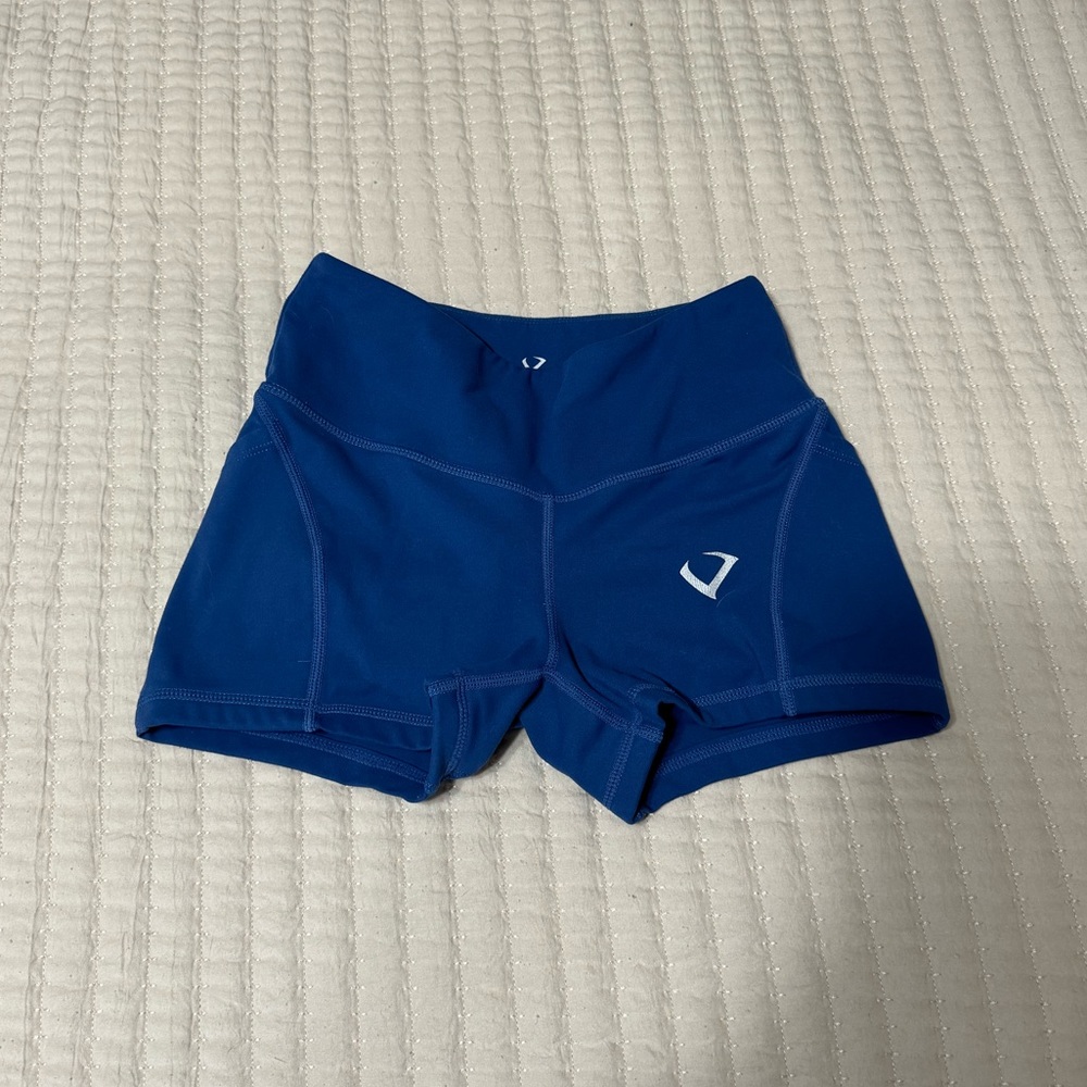 Violate the dress code scrunch butt